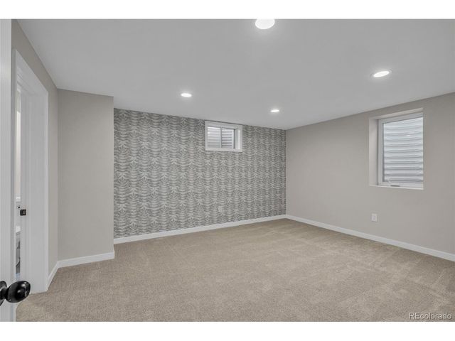 4189 S Oneida St, Denver, CO 80237