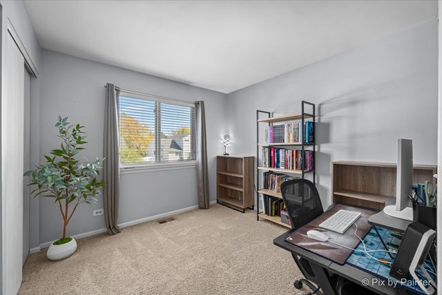 168 Cool Stone Bend, Lake In The Hills, IL 60156