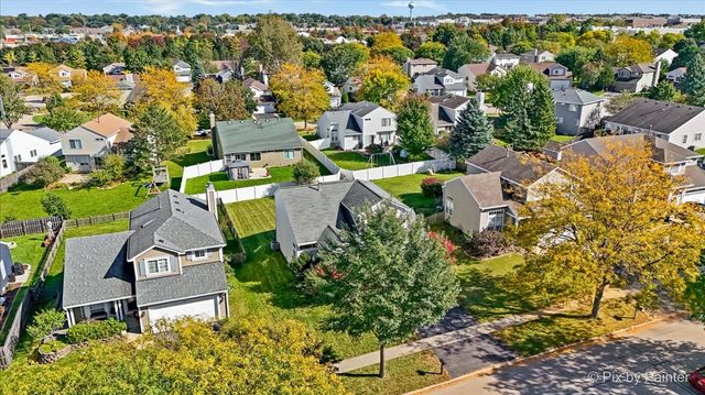 168 Cool Stone Bend, Lake In The Hills, IL 60156