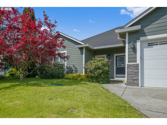 1231 Sw 3RD Ave, Mill City, OR 97360