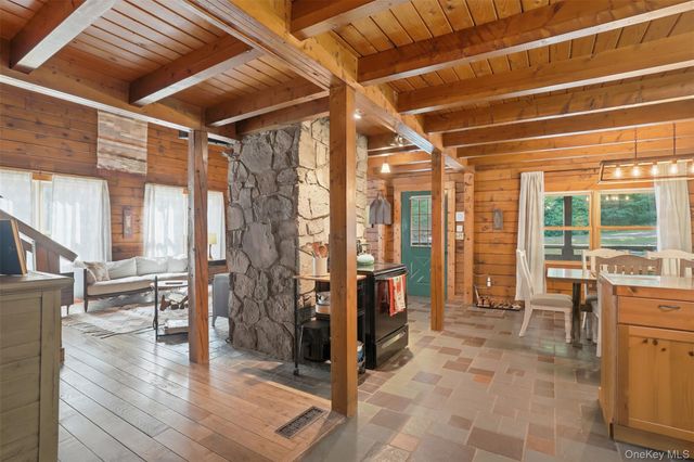 905 Pine Kill Road, Wurtsboro, NY 12790