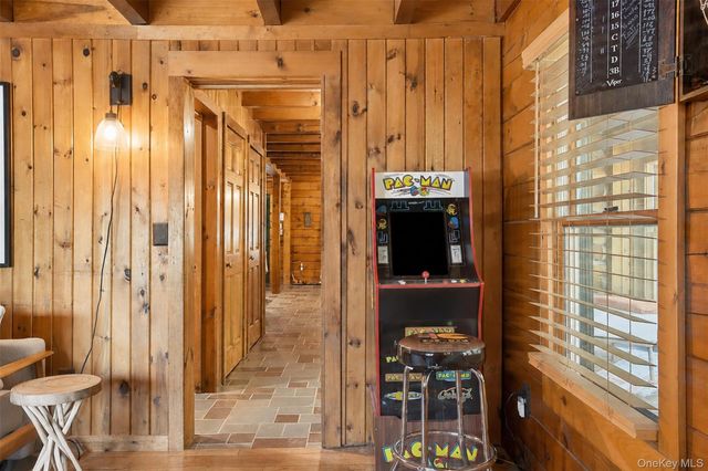 905 Pine Kill Road, Wurtsboro, NY 12790