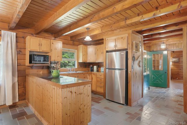 905 Pine Kill Road, Wurtsboro, NY 12790