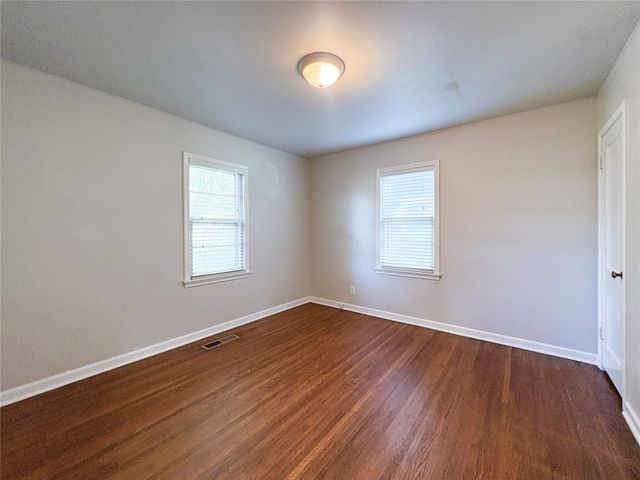 4807 S Detroit Avenue, Tulsa, OK 74105