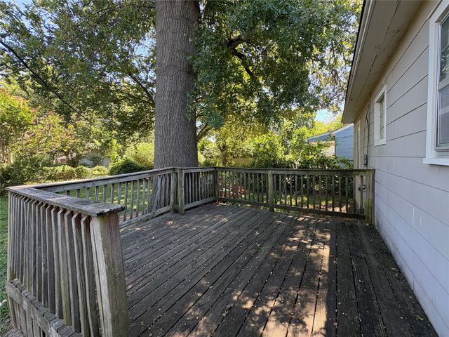 4807 S Detroit Avenue, Tulsa, OK 74105