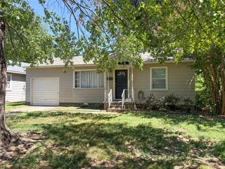 4807 S Detroit Avenue, Tulsa, OK 74105