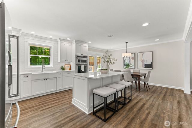 8006 143rd Street Ct NW, Gig Harbor, WA 98329