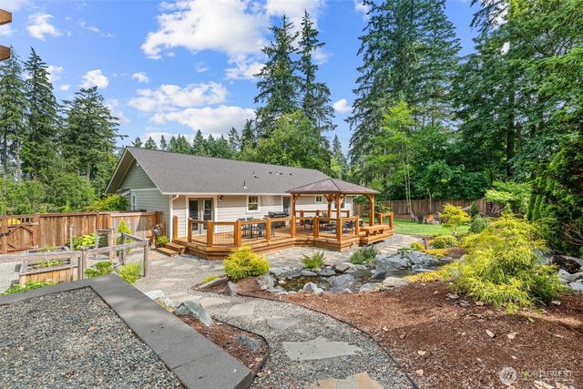 8006 143rd Street Ct NW, Gig Harbor, WA 98329