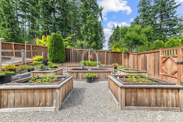 8006 143rd Street Ct NW, Gig Harbor, WA 98329
