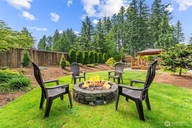 8006 143rd Street Ct NW, Gig Harbor, WA 98329