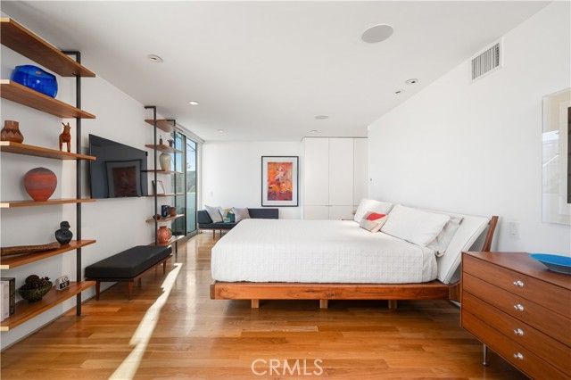 34 S Venice Boulevard 2, Venice (los Angeles), CA 90291