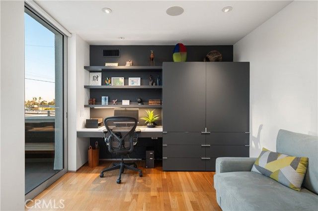 34 S Venice Boulevard 2, Venice (los Angeles), CA 90291