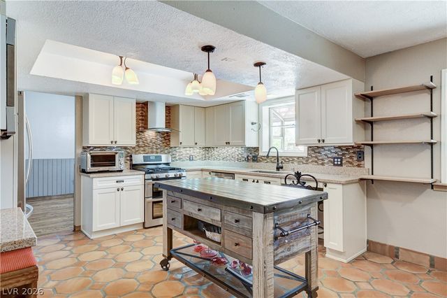 845 Robinson Lane, Boulder City, NV 89005