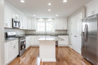 579 Summit St 3, Fall River, MA 02724