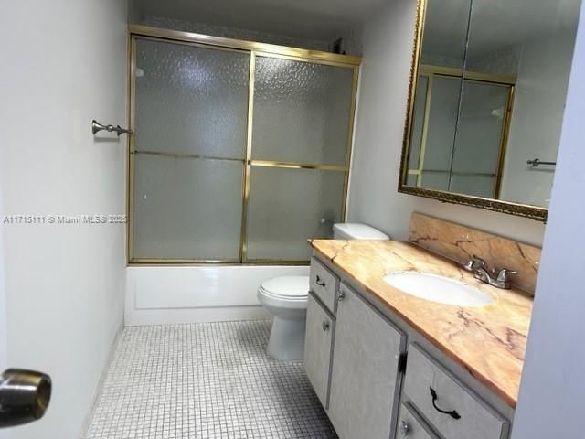 5401 Collins Ave 223, Miami Beach, FL 33140