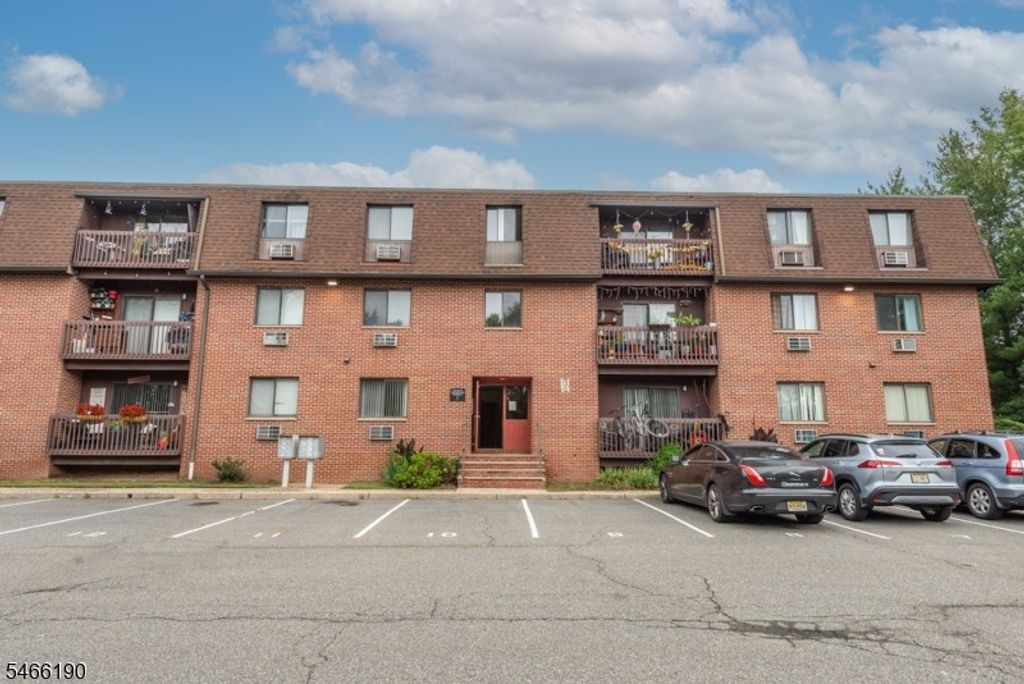 9 Montgomery St A1, Belleville Twp., NJ 07109 — photo 4