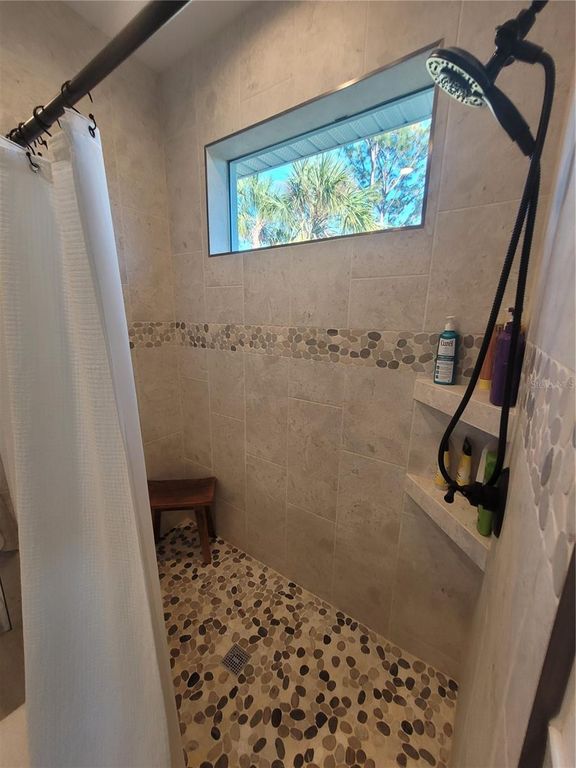 Image 11 of property listing at 67 SUCCESS DRIVE, Punta Gorda, FL 33982