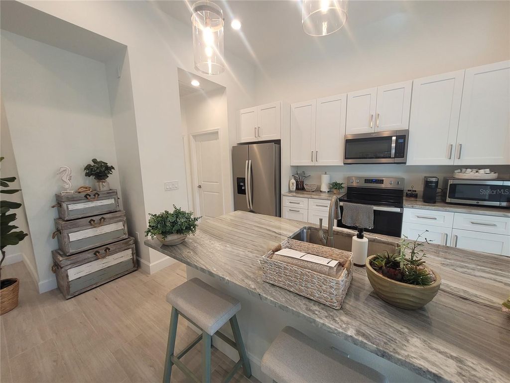 Image 4 of property listing at 67 SUCCESS DRIVE, Punta Gorda, FL 33982