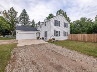 6655 Gove Court, Tecumseh, MI 49286