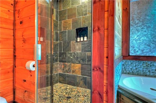 305 Enchanting Circle, Morganton, GA 30560