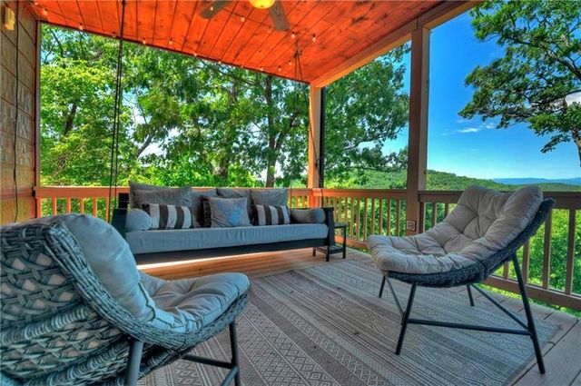 305 Enchanting Circle, Morganton, GA 30560