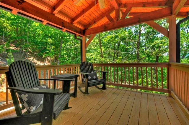 305 Enchanting Circle, Morganton, GA 30560