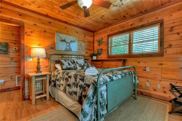 305 Enchanting Circle, Morganton, GA 30560