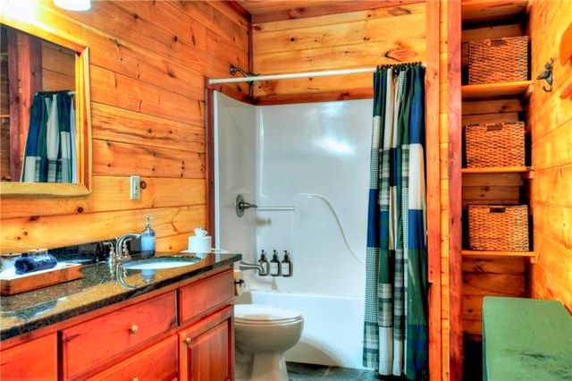 305 Enchanting Circle, Morganton, GA 30560