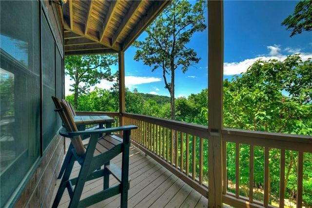 305 Enchanting Circle, Morganton, GA 30560