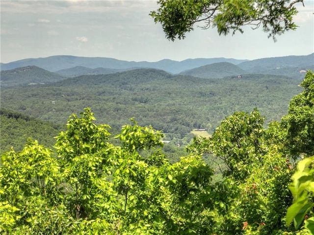 305 Enchanting Circle, Morganton, GA 30560