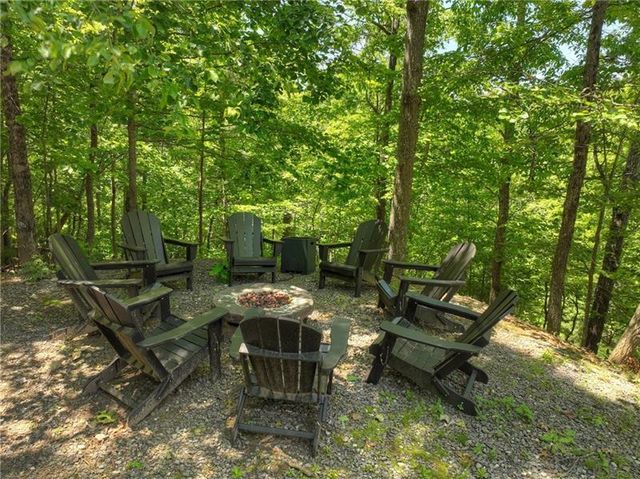 305 Enchanting Circle, Morganton, GA 30560