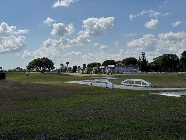 629 N Saxony N 629, Delray Beach, FL 33446