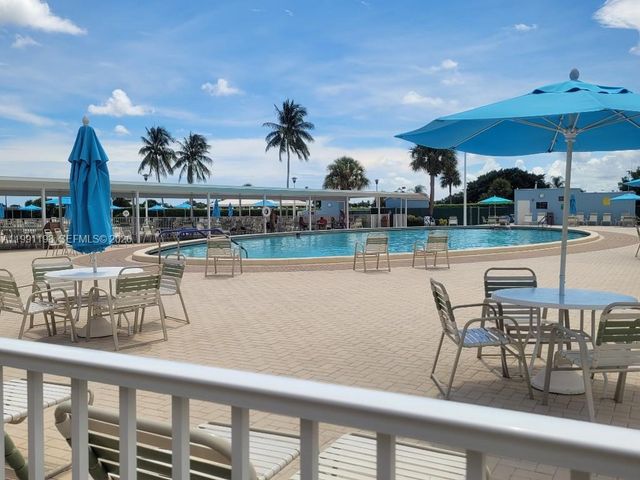 629 N Saxony N 629, Delray Beach, FL 33446