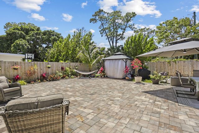 461 Swain Boulevard, Greenacres, FL 33463