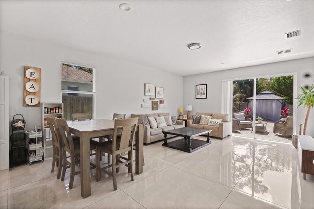 461 Swain Boulevard, Greenacres, FL 33463