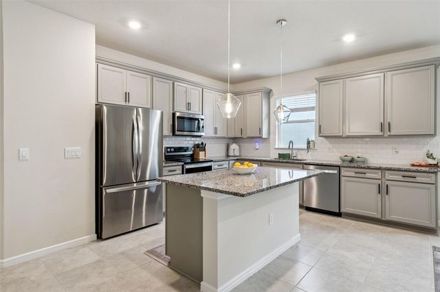 7771 SYRACUSE DRIVE, Clermont, FL 34714