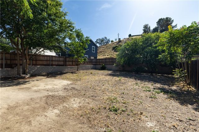 2925 Vine, Paso Robles, CA 93446