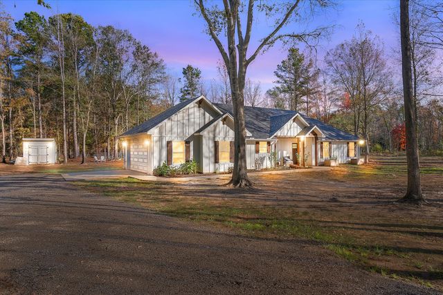 11142 County Road 4103, Lindale, TX 75771