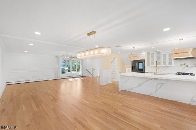 3 Martin Pl, Fairfield Twp., NJ 07004