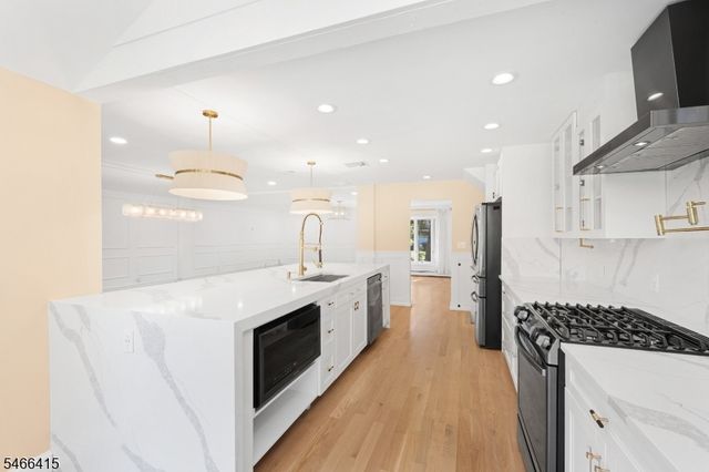 3 Martin Pl, Fairfield Twp., NJ 07004