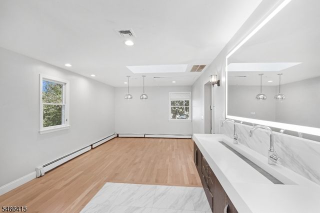 3 Martin Pl, Fairfield Twp., NJ 07004