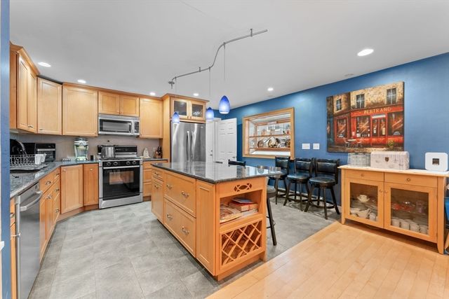 11 Lawson Ave, Revere, MA 02151