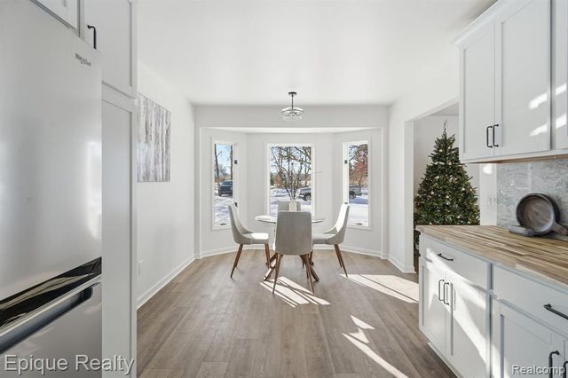 8680 Oak Hill Road, Clarkston, MI 48348