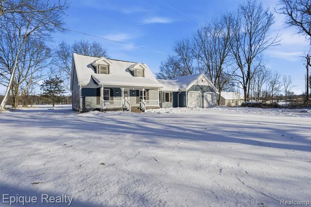 8680 Oak Hill Road, Clarkston, MI 48348