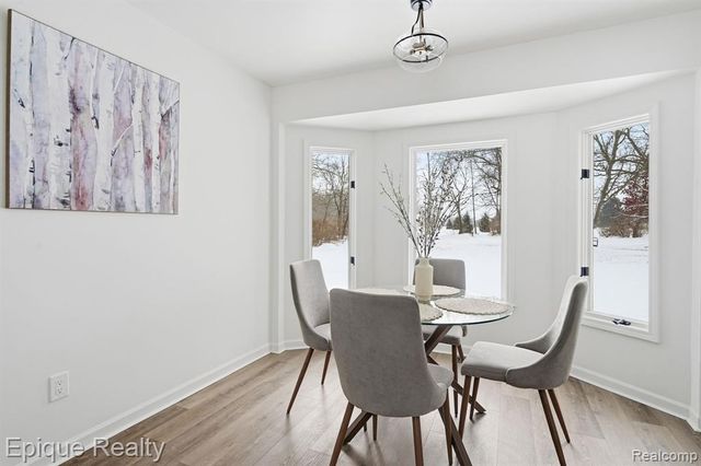 8680 Oak Hill Road, Clarkston, MI 48348