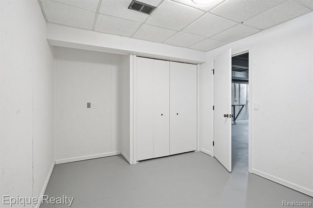 8680 Oak Hill Road, Clarkston, MI 48348