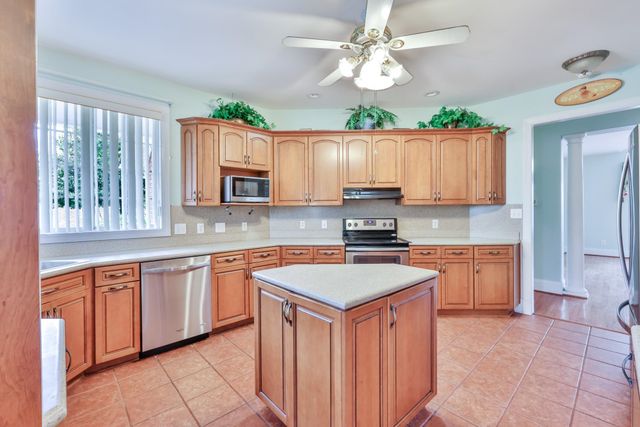 533 Stonemason Dr., Myrtle Beach, SC 29579