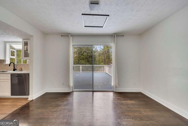 635 Anderson Walk, Marietta, GA 30062