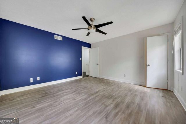 635 Anderson Walk, Marietta, GA 30062