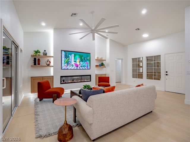 2629 Tumble Brook Drive, Las Vegas, NV 89134